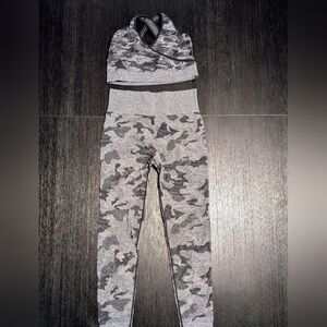 FashionNova Workout Set